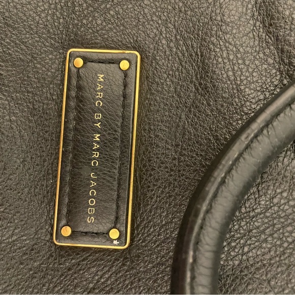 Marc Jacobs Too Hot To Handle Tote - Picture 3 of 9